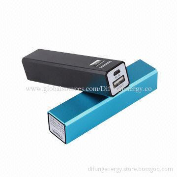 2,600mAh Universal Portable Power Banks, 95*22*21mm Size, Over 500 Cycles Service Time